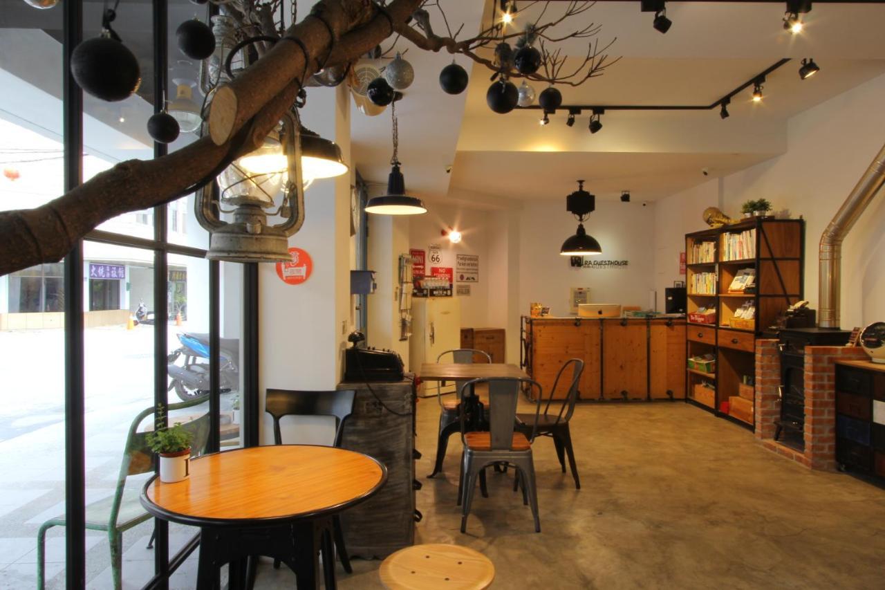 仁愛小公館-市區近東大門 Hualien City Exterior photo